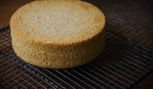 Classic Fluffy Sponge Cake (Biskvit)